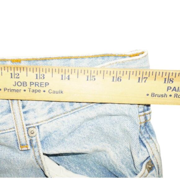 Vintage Calvin Klein CK Jeans Light Wash Cutoff Shorts Y2K Denim 90s USA - Picture 12 of 15